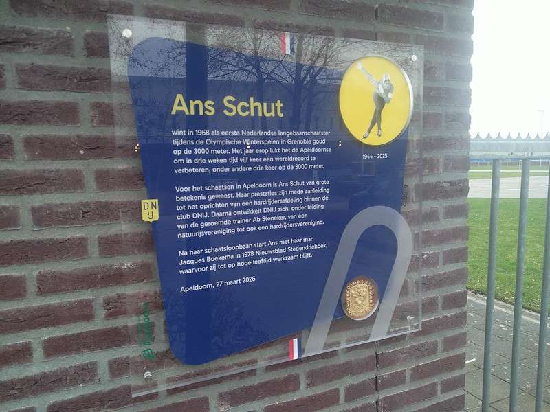 Plaquette DNIJ voor Ans Schut