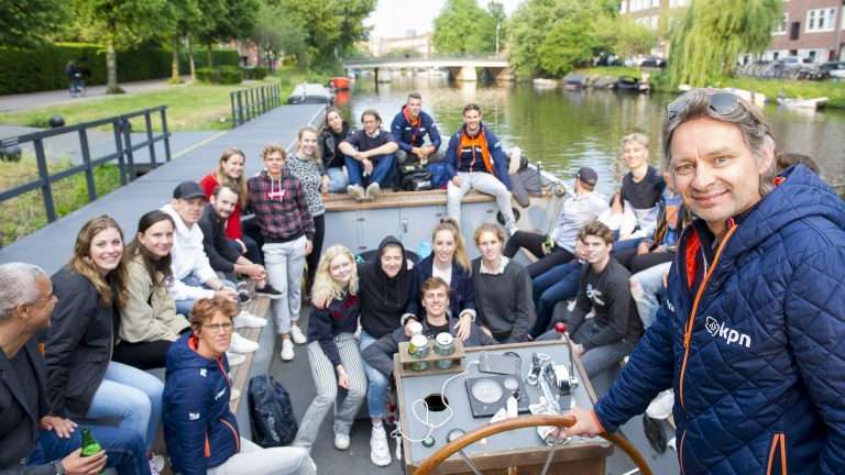Bondscoach Otter: 'Het wordt bewolkt, bewolkter en het is gitzwart geworden'