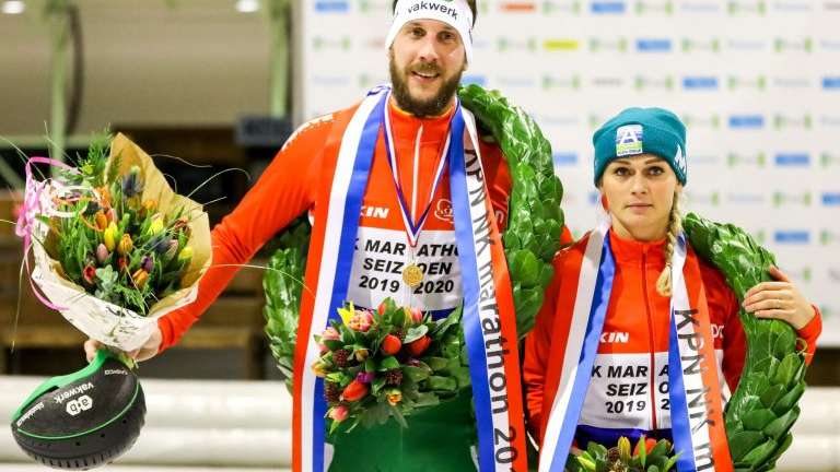 Hekman en Schouten zegevieren bij KPN NK Marathon in Enschede    