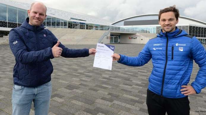 Jesper Hospes geslaagd voor trainersopleiding: 'Ontdekkingstocht stopt nooit'