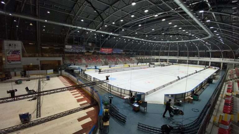 'Behind the scenes' bij het WK Shorttrack in Dordrecht