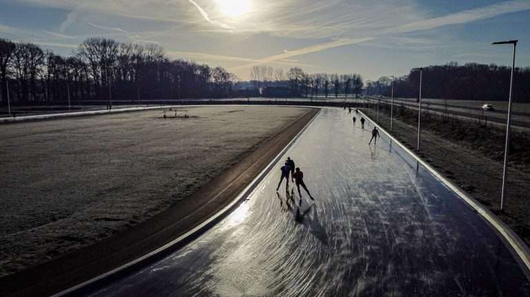 Nieuwe ijsbaanconstructie WIJV zorgt voor massale toestroom leden