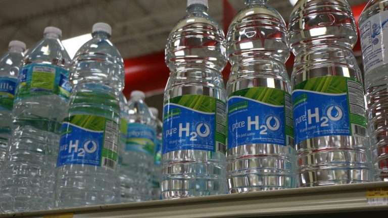 Statiegeld op plastic flesjes: extra inkomsten voor de club