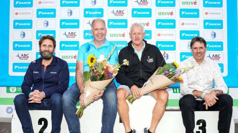 Dokter en Wolff benoemd tot Lid van Verdienste: 'Kartrekkers van de sport'