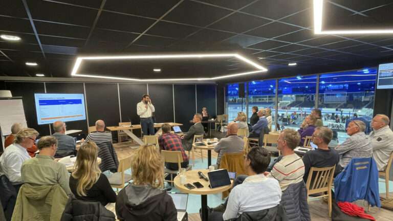 Ledenraad KNSB kwam bijeen in Thialf
