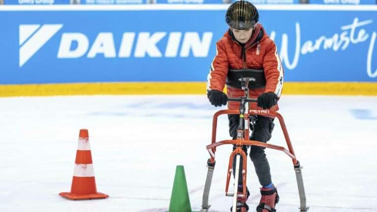 Schaatsplezier voor iedereen in Thialf op eerste Daikin Warmste Winterdag