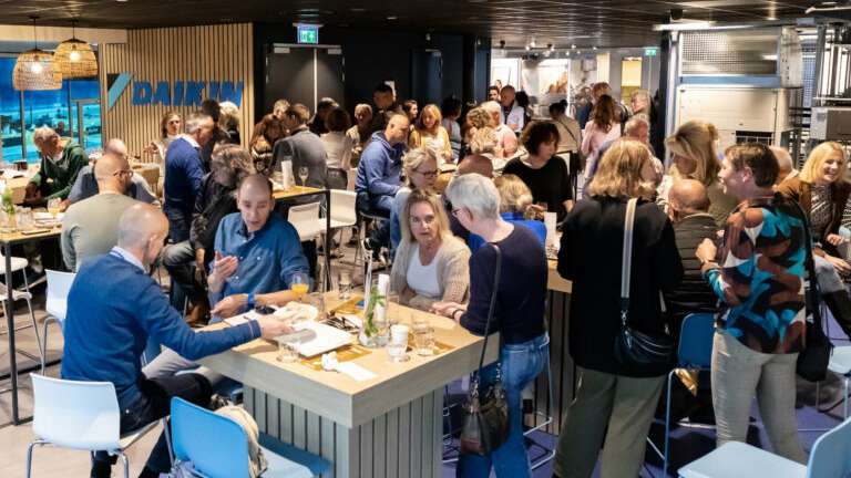 Trots als grootste gemene deler op Daikin Schaatsouder Borrel