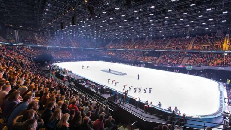 Meest duurzame tijdelijke ijsbaan ooit bij ISU WK Shorttrack 2024 in Rotterdam Ahoy
