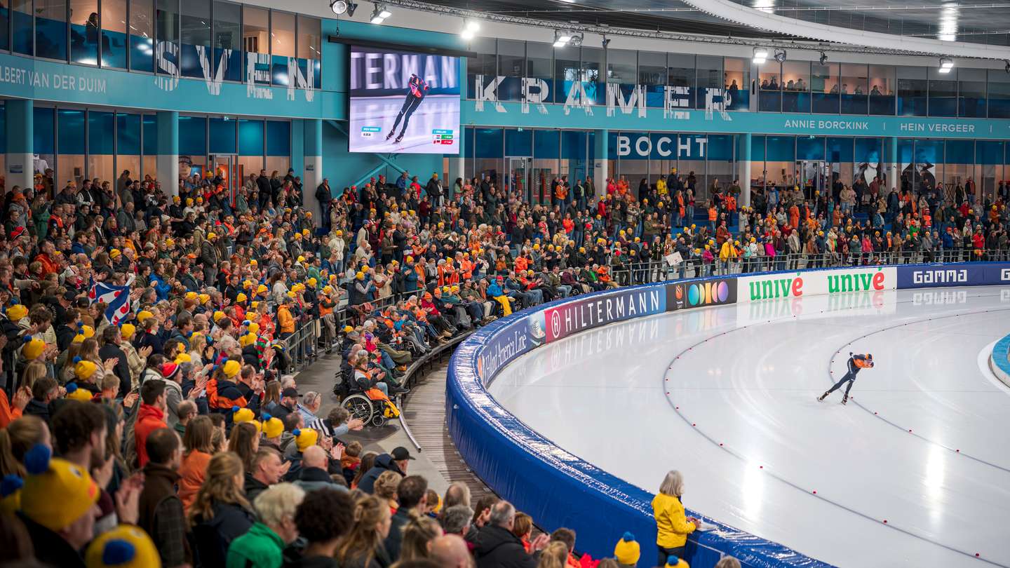 251206_144008_Thialf_ISU_WC3_MNO Photo (1)