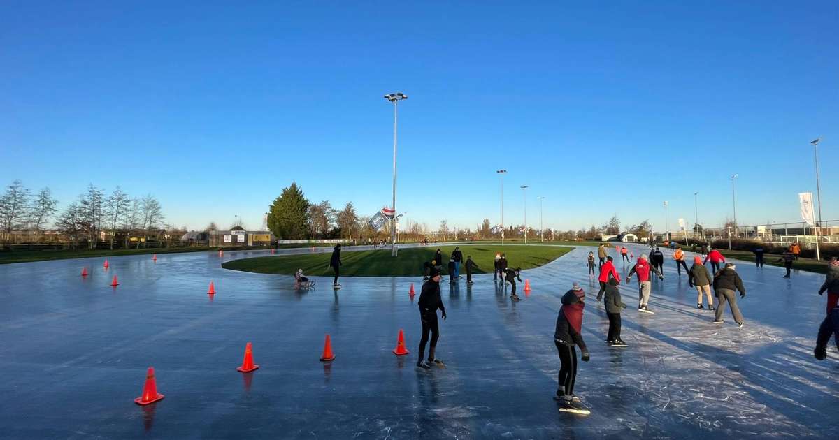 Een mooi kerstcadeau: schaatsen op natuurijs!