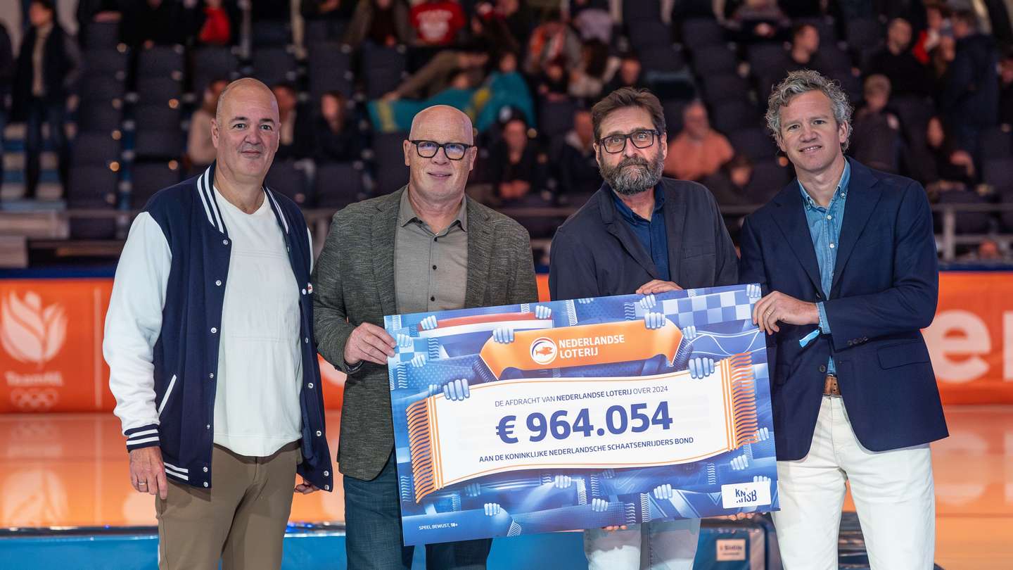 Cheque overhandiging - NLO KNSB
