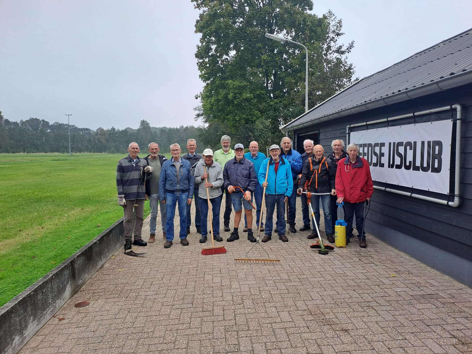 Needse IJsclub 100 jaar - Klusgroep