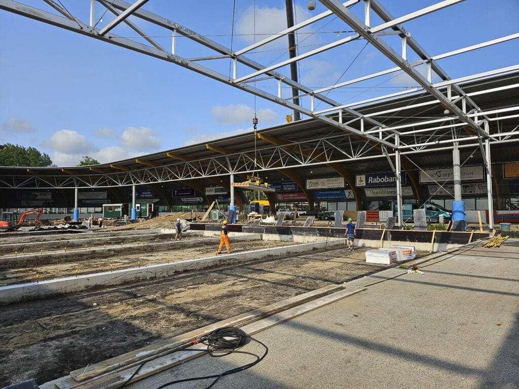 ijsbaan-haarlem-werk-aan-extra-ijsvloer_1
