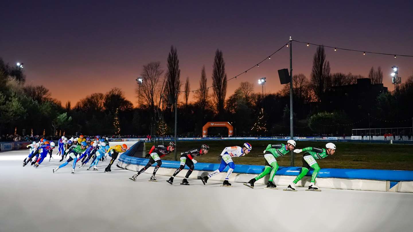 nst17dec2023-Sfeer Heren-Crispijn
